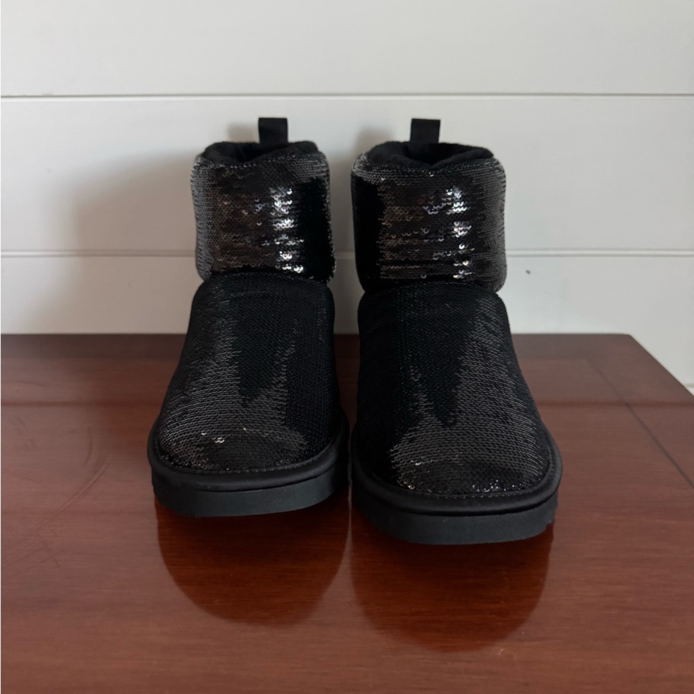 NEW UGG Black Sequin Short Boots